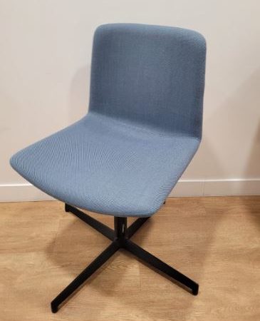 Chaises Pedrali AXANA - OCCASION – Image 3