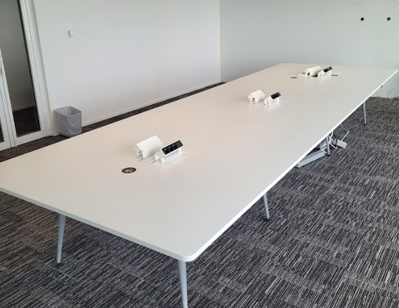 Table de Réunion ABAK Herman Miller 460x140 - OCCASION – Image 3