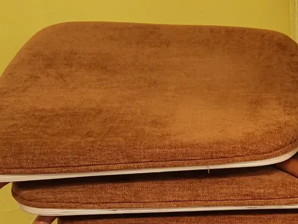 Chaise empilable bois et orange SHIRLEY - OCCASION – Image 3