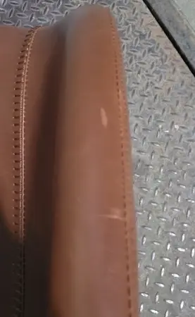 Chauffeuse Zuiver en cuir marron DESIR 5 - OCCASION – Image 4