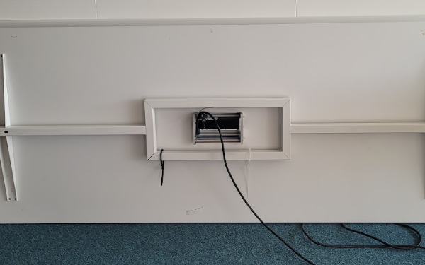 Table de réunion Steelcase SWEET blanche 240 x 100 cm - OCCASION – Image 4