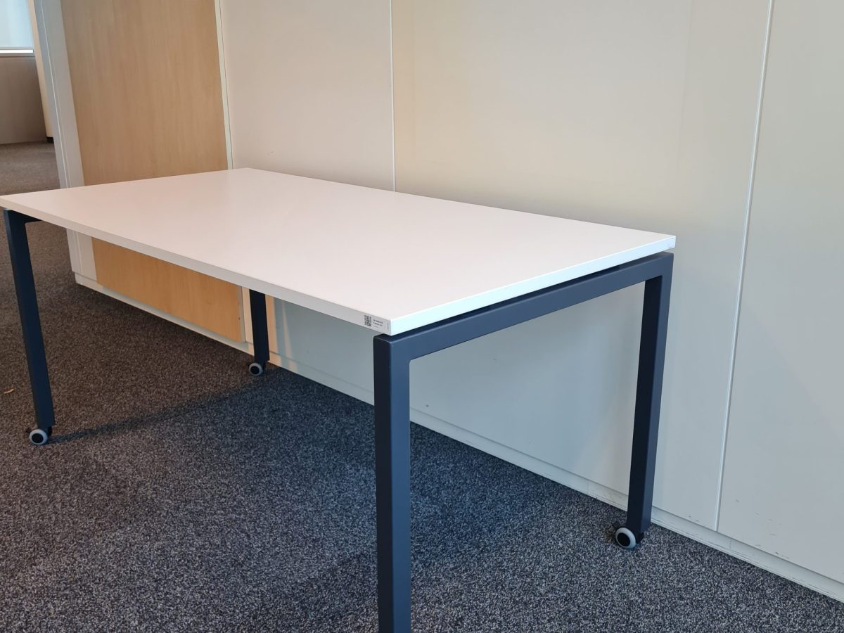 Bureau individuel SERENA 2 160x80 Pieds à roulette - OCCASION – Image 3