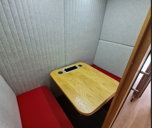 Cabine acoustique duo SBS bois/assise rouge - OCCASION – Image 3