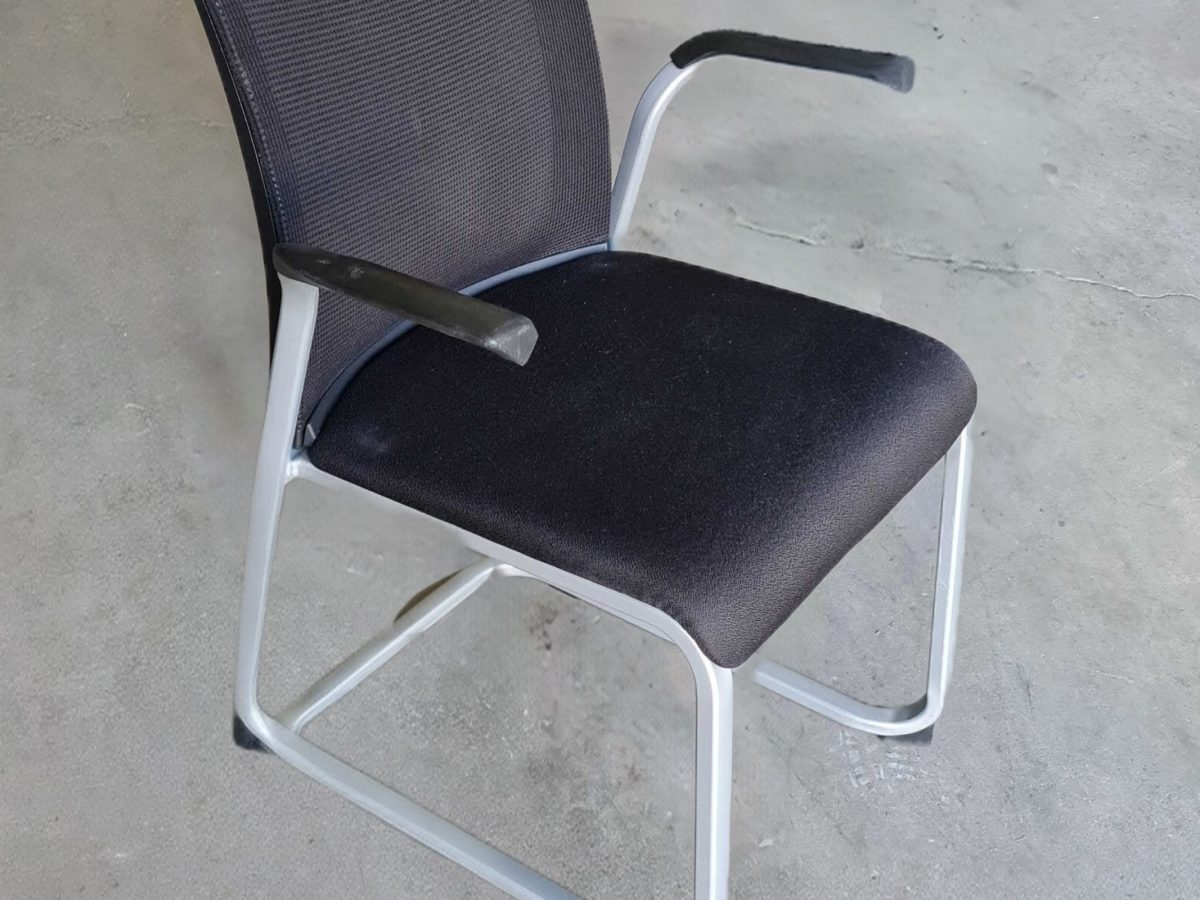 Chaise luge Steelcase noire PARIS - OCCASION – Image 2