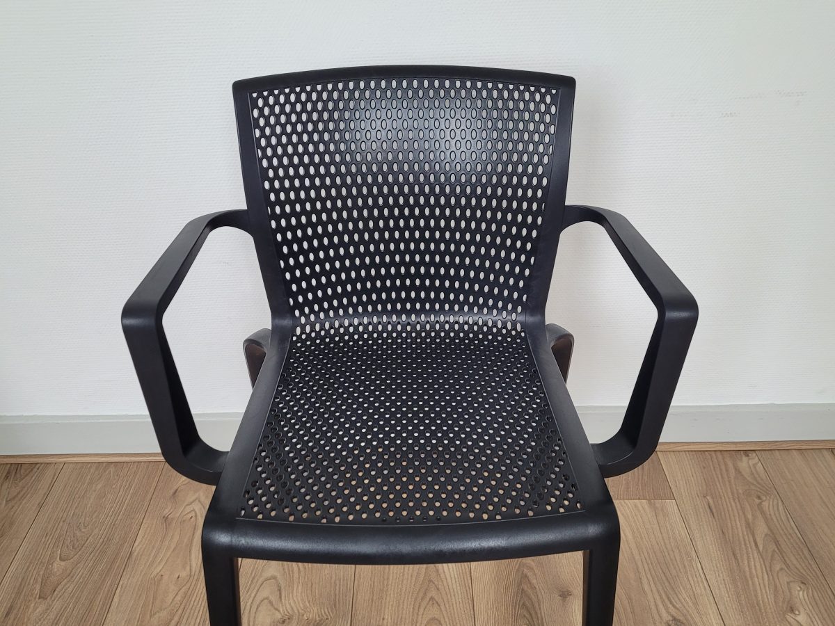 Chaise empilable DOCKER DISQUE noir - OCCASION – Image 2