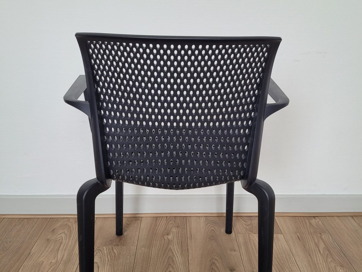 Chaise empilable DOCKER DISQUE noir - OCCASION – Image 5