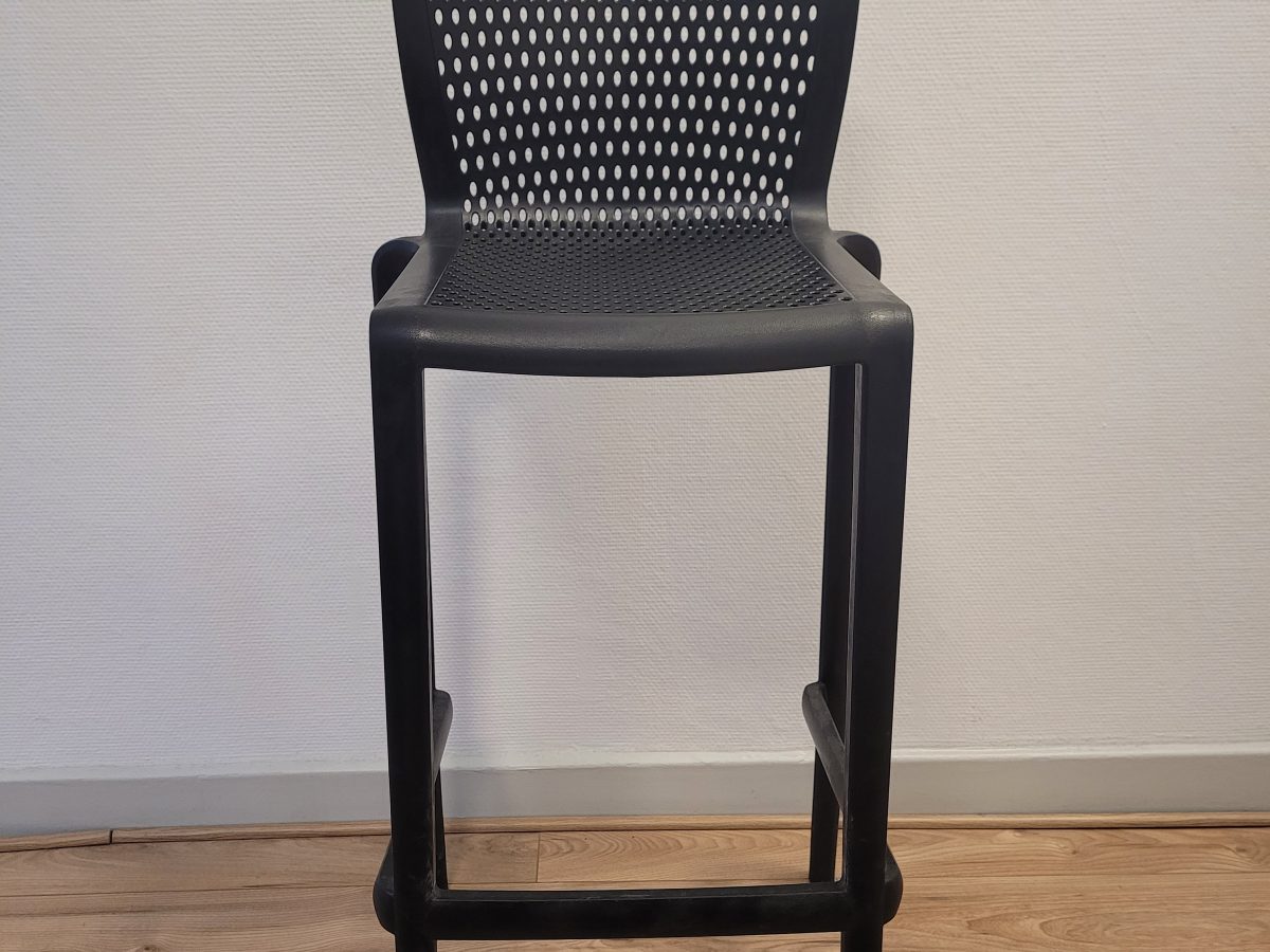 Chaise haute empilable DOCKER DISQUE noire - OCCASION – Image 2