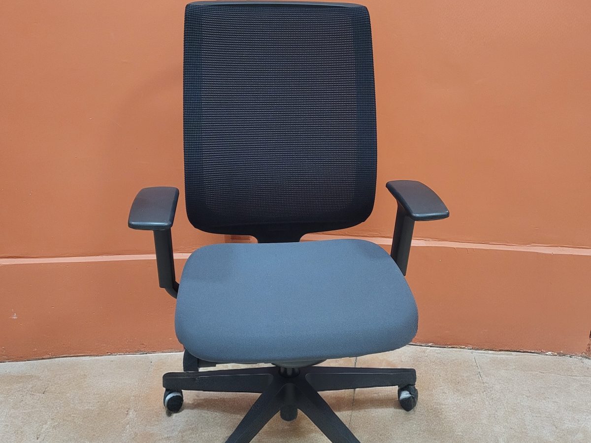 Siège ergonomique Steelcase REPLY AIR noir/gris foncé - OCCASION – Image 2
