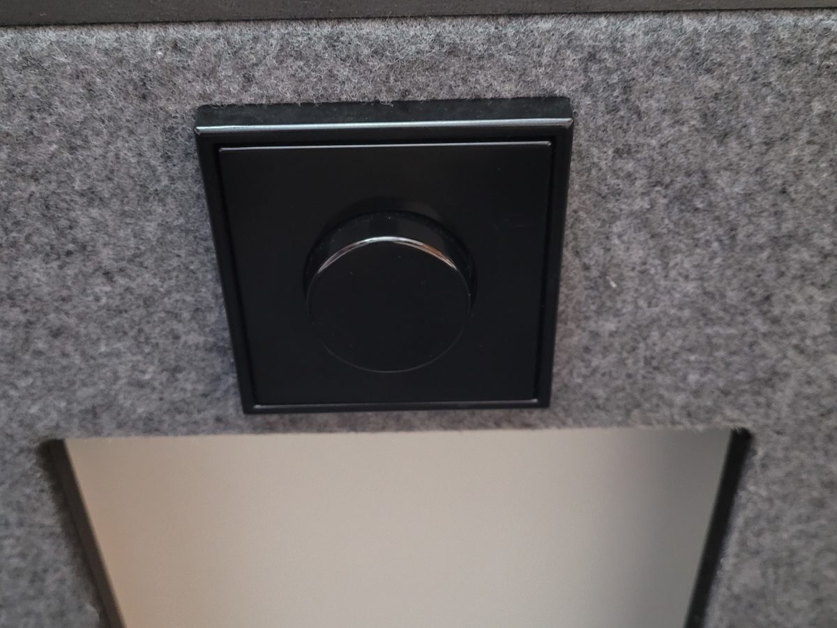 Cabine acoustique 2 places Mute Labs MOVIE équipée - OCCASION – Image 4