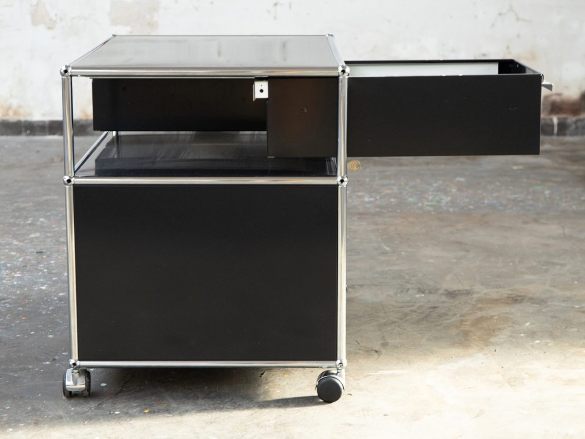 Meuble USM Haller noir avec 2 tiroirs, sur roulettes - OCCASION – Image 5